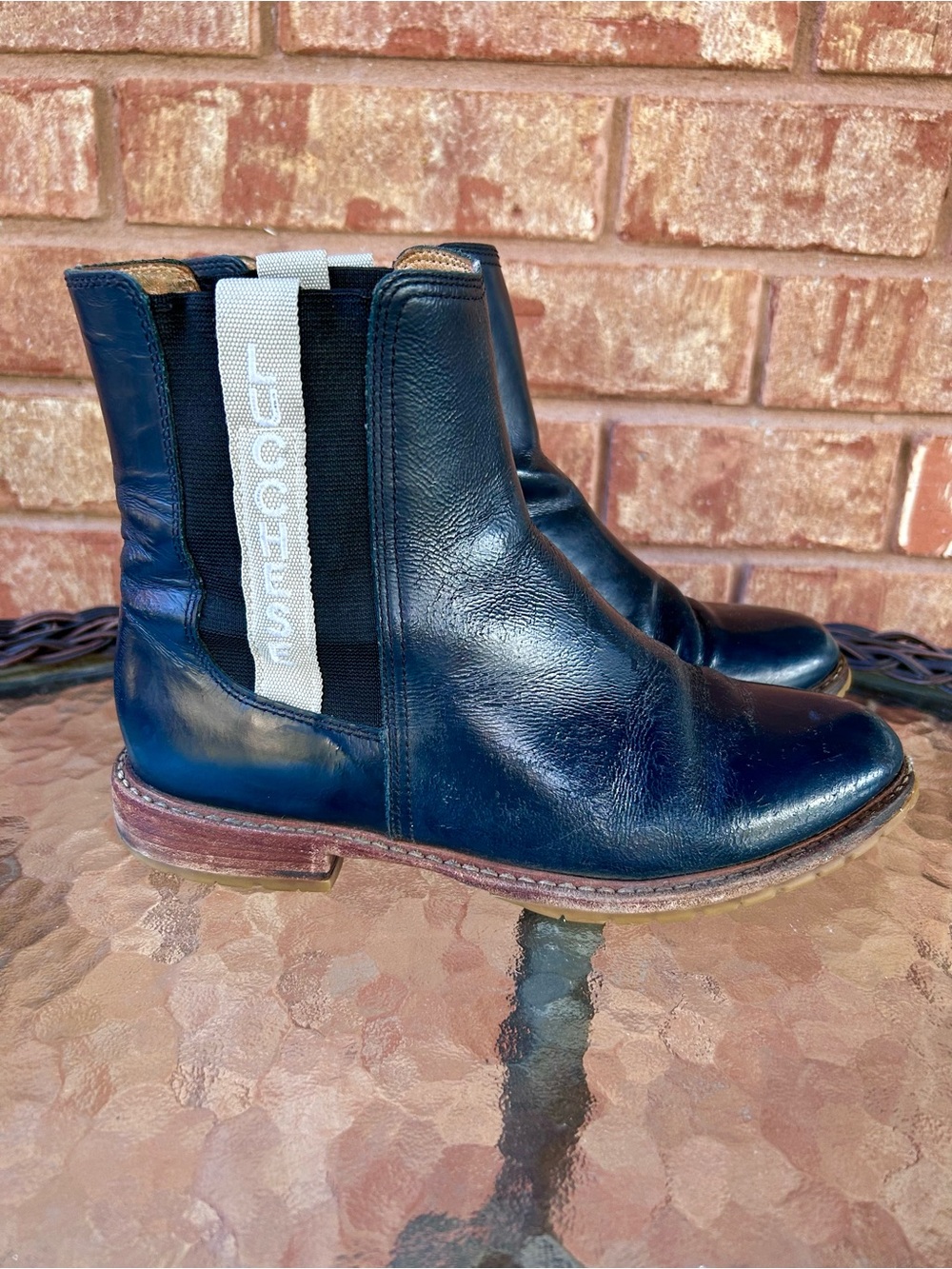 Lucchese All Weather Chelsea Garden Boots Pull On Navy Black Women 7.5 M